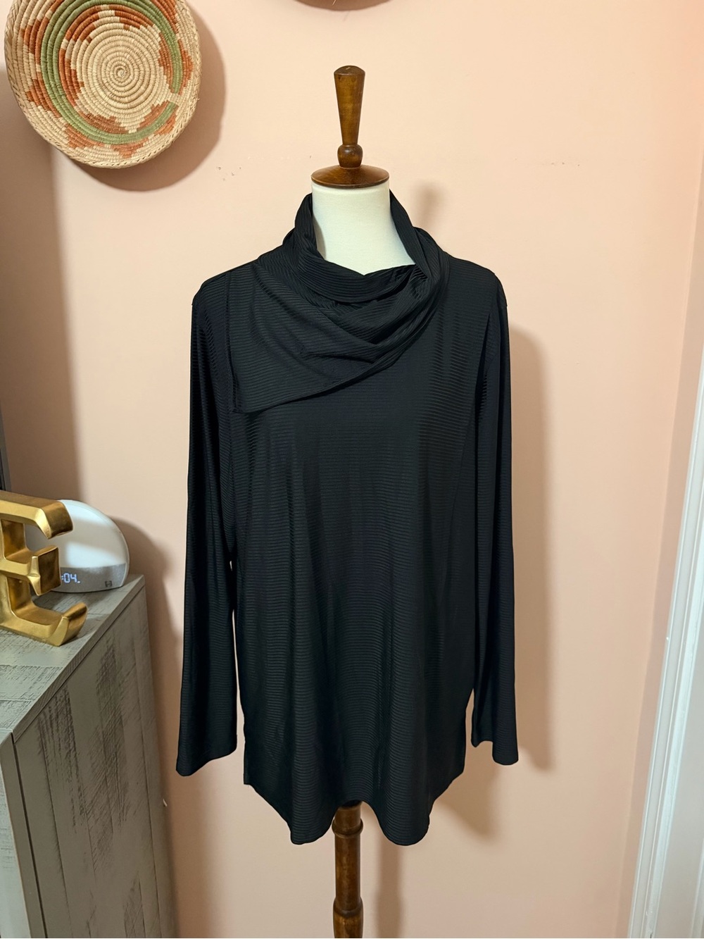Simply Noelle Black Ribbed Cowl Neck Tunic Sz L/XL